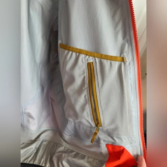 Arc'teryx Gore Tex RUSH Jacket - Picture 12 of 14